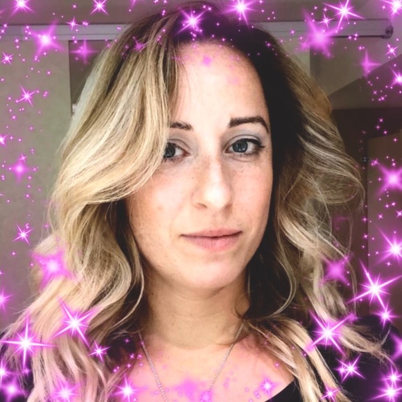 Meet your Posher Ella - Picture 3 of 14